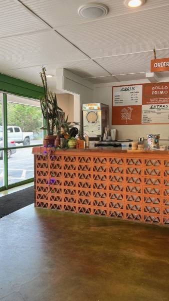 Graphiste, je réalise votre logo et votre charte graphique pour ton restaurant à Lyon